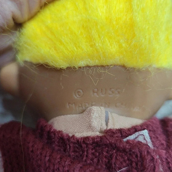 Vintage Russ Plush Washington Football Troll Stuffed Toy Yellow Red White 9" - Picture 5 of 5